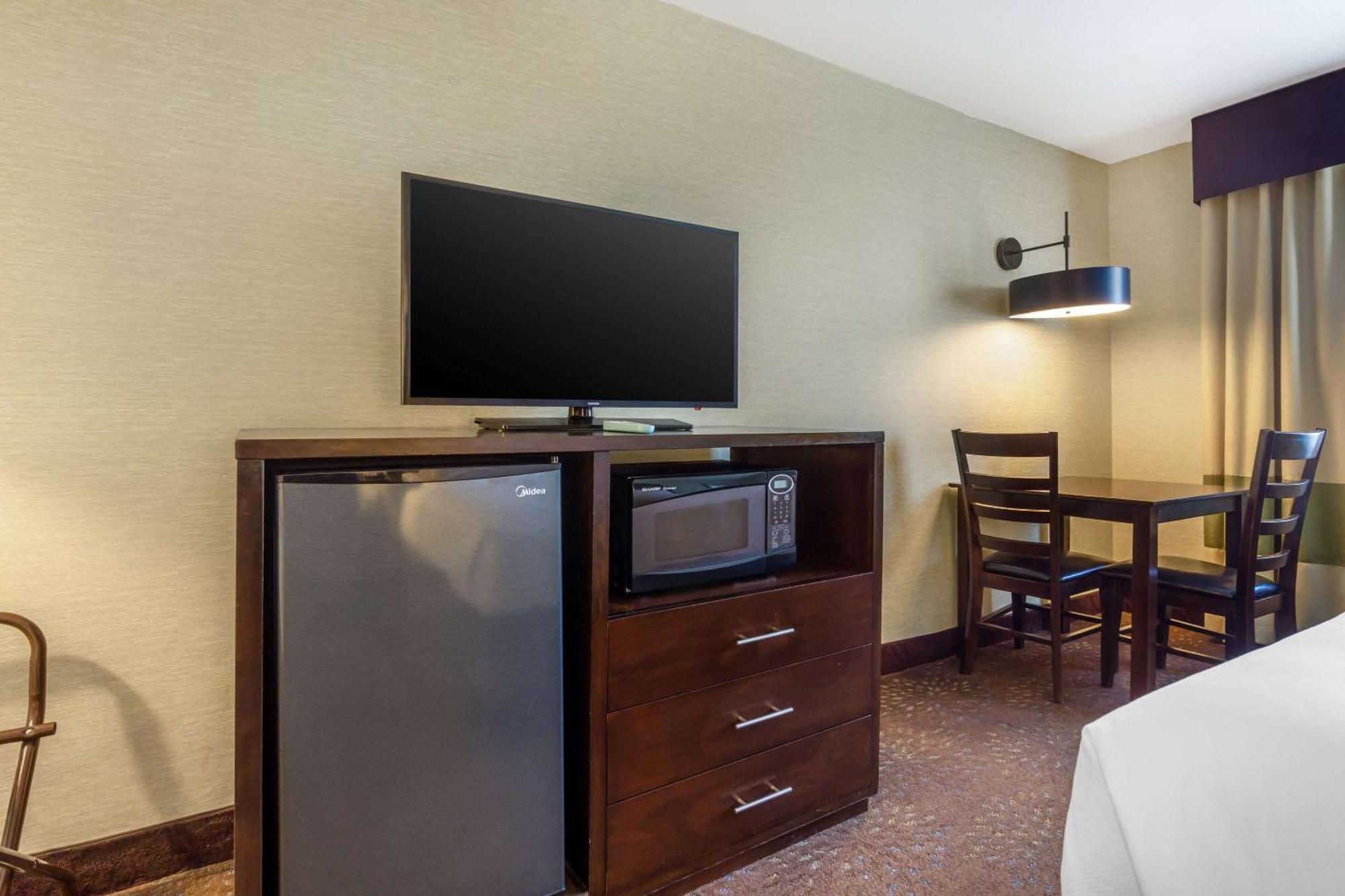 Comfort Inn Federal Way - Seattle Exterior photo
